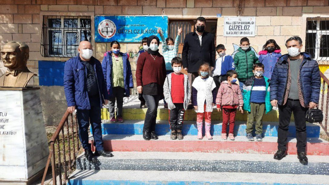 Güzelöz İlkokulu İlçe Milli Eğitim Müdürümüz Tarafından Ziyaret Edildi