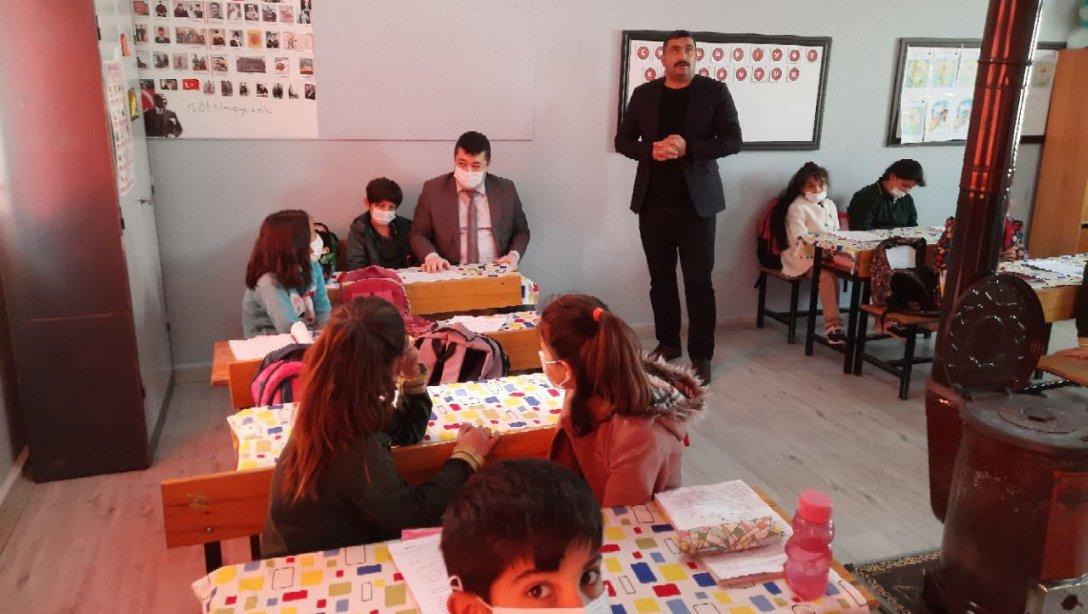 Eğitimde Bir-İZ Projesi Kapsamında Derbentbaşı İlkokulumuza Ziyaret Gerçekleştirildi