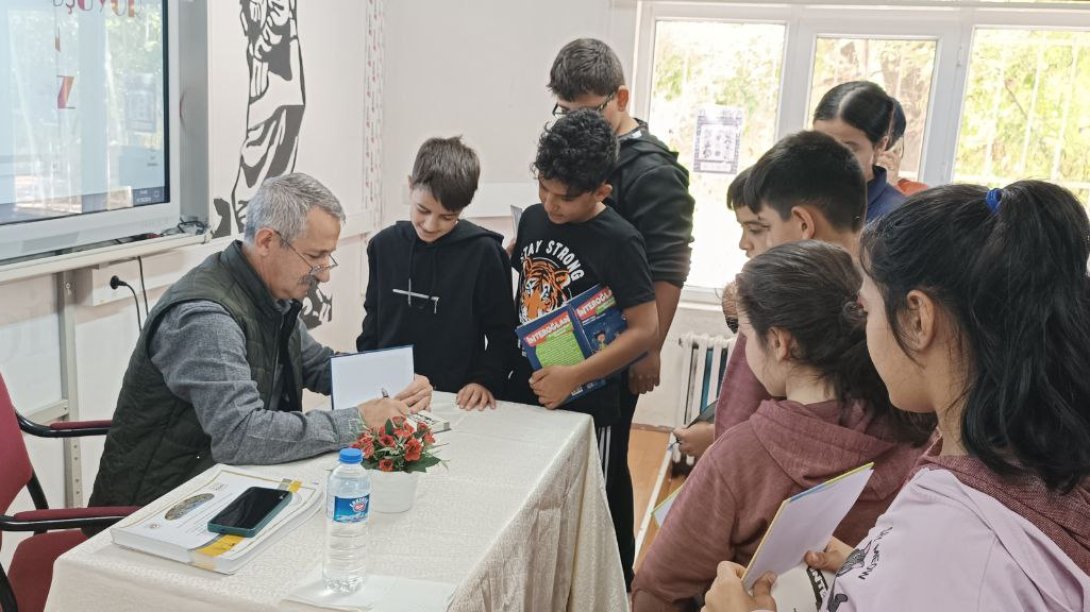 Yeşilhisar Okuyor Projesi Kapsamında Yazar Mehmet Esen Okullarımızı Ziyaret Etti